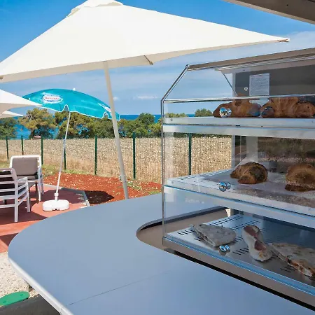 Holiday Camping Kastanija.3 Сasa de vacaciones Novigrad Istria