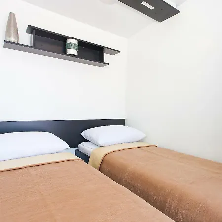 Holiday Camping Kastanija.3 Novigrad Istria